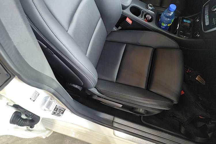 Used Mercedes-Benz CLA 2017 CLA 200 Sport Edition Right Front Seat