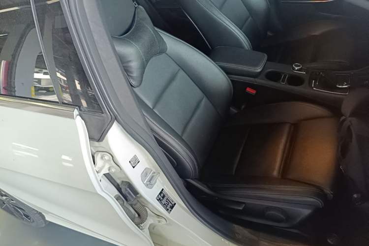Used Mercedes-Benz CLA 2017 CLA 200 Sport Edition Right Front Seat