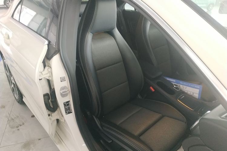 Used Mercedes-Benz CLA 2017 Facelifted CLA 180 Right Front Seat