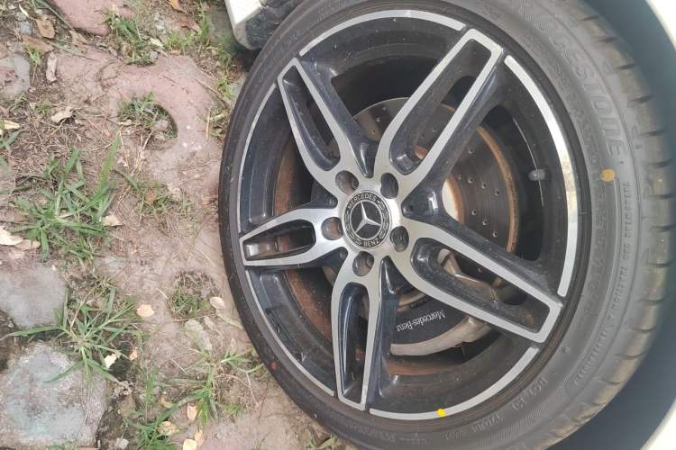 Used Mercedes-Benz CLA 2017 CLA 220 4MATIC Right Front Wheel Hub