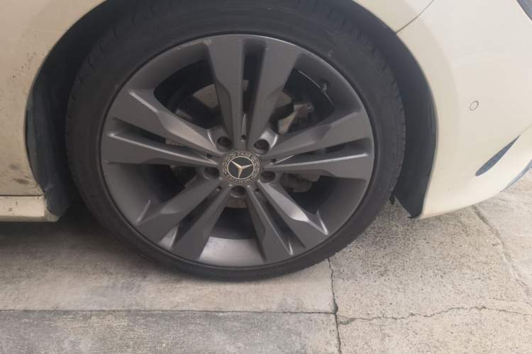Used Mercedes-Benz CLA 2017 CLA 200 Sport Edition Right Front Wheel Hub