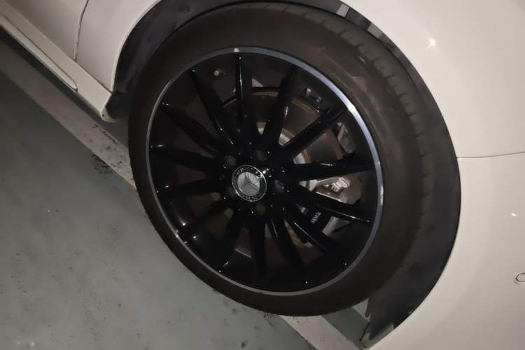 Used Mercedes-Benz CLA 2017 CLA 260 4MATIC Right Front Wheel Hub