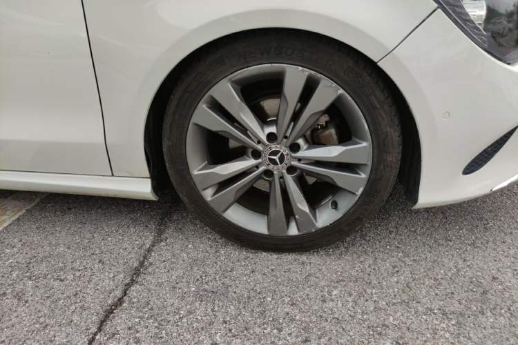 Used Mercedes-Benz CLA 2017 Refreshed CLA 200 Sport Edition Right Front Wheel Hub