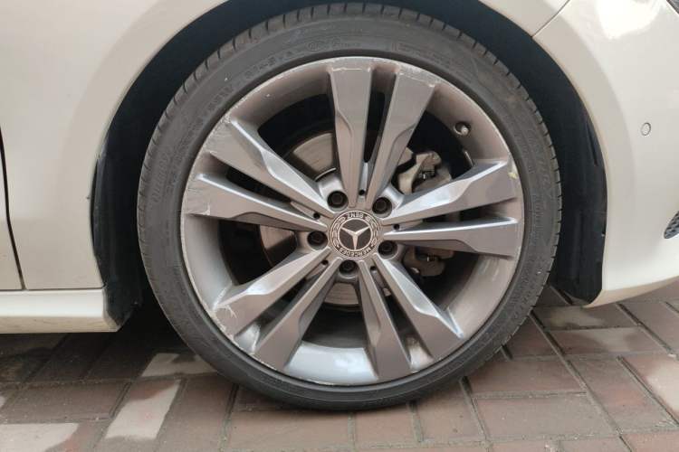 Used Mercedes-Benz CLA 2017 Refreshed CLA 200 Sport Edition Right Front Wheel Hub