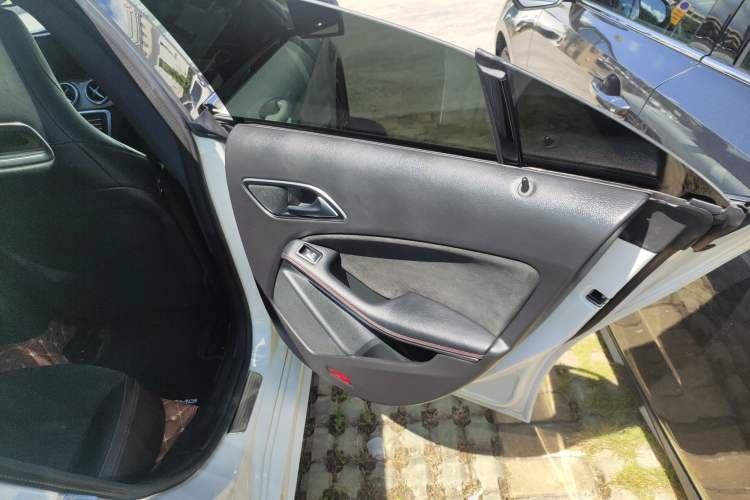 Used Mercedes-Benz CLA 2017 Refreshed CLA 220 4MATIC Right Rear Door Interior