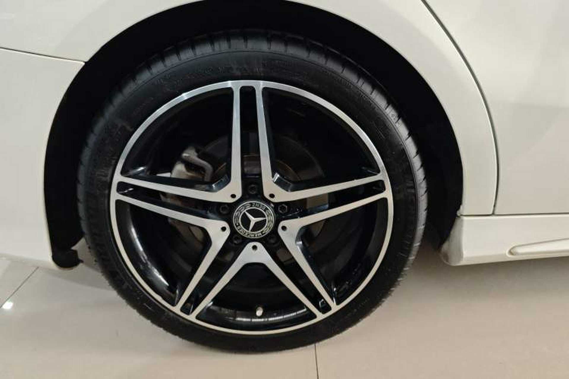 Used Mercedes-Benz CLA 2017 Facelifted CLA 200 Stylish Edition Right Rear Wheel Hub