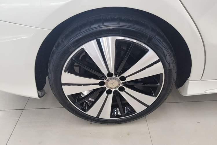 Used Mercedes-Benz CLA 2017 CLA 200 Style Edition Right Rear Wheel Hub