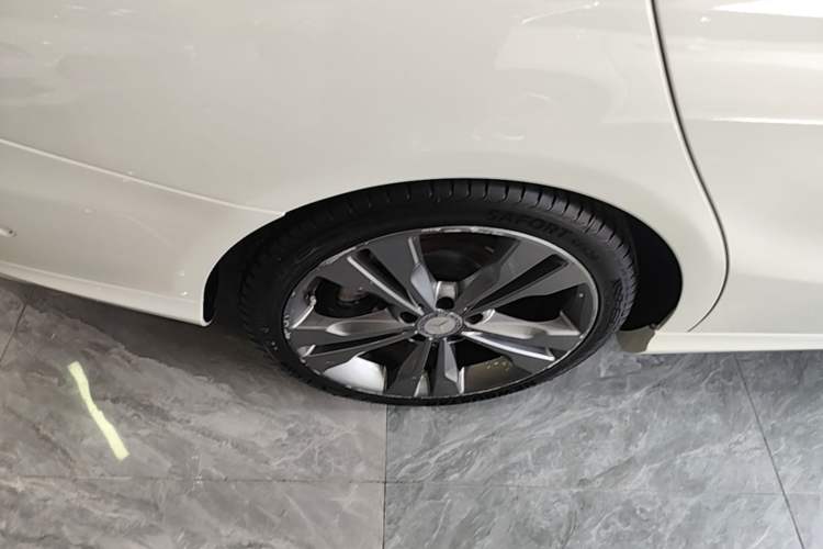 Used Mercedes-Benz CLA 2017 CLA 200 Sport Edition Right Rear Wheel Hub