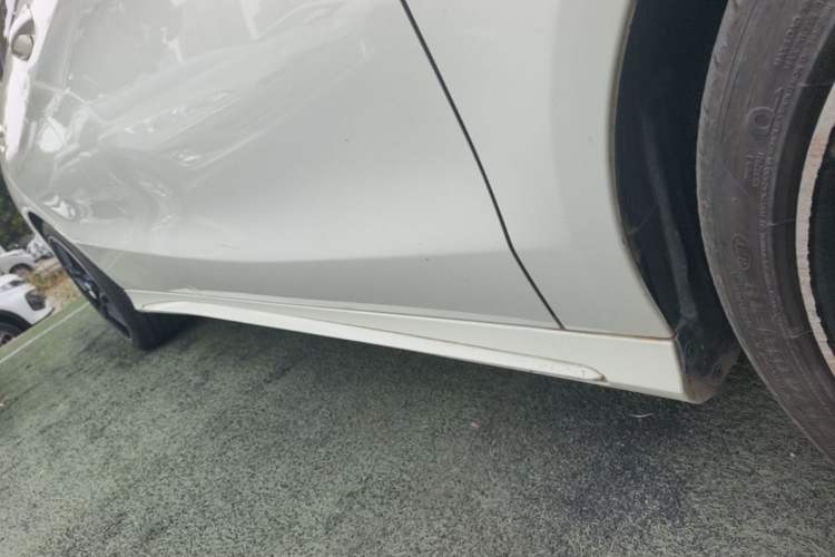 Used Mercedes-Benz CLA 2017 CLA 200 Style Edition Right Side Sill