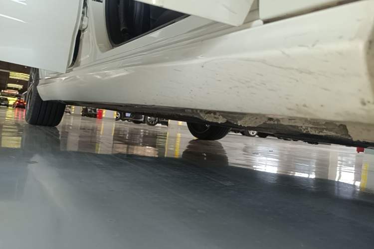 Used Mercedes-Benz CLA 2017 CLA 200 Sport Edition Right Side Sill