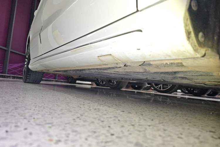 Used Mercedes-Benz CLA 2017 Refreshed CLA 220 4MATIC Right Side Sill