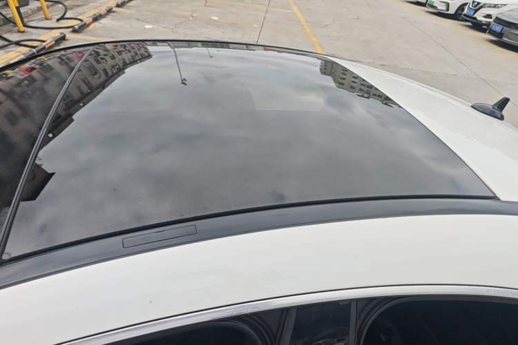 Used Mercedes-Benz CLA 2017 Facelifted CLA 200 Stylish Edition Roof