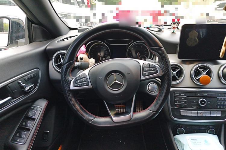 Used Mercedes-Benz CLA 2017 Refreshed CLA 220 4MATIC Steering Wheel