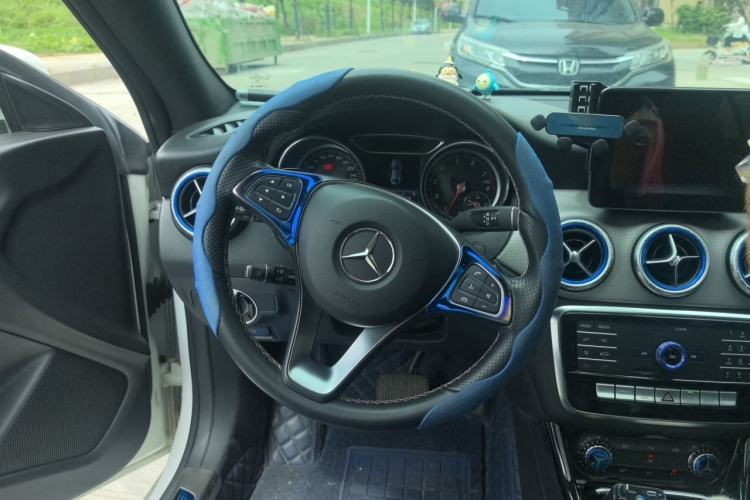 Used Mercedes-Benz CLA 2017 Facelifted CLA 200 Stylish Edition Steering Wheel
