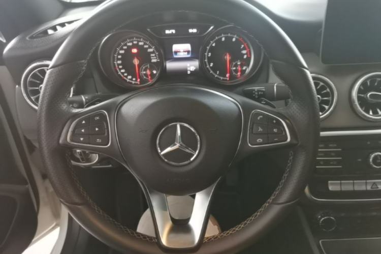 Used Mercedes-Benz CLA 2017 Refreshed CLA 200 Sport Edition Steering Wheel