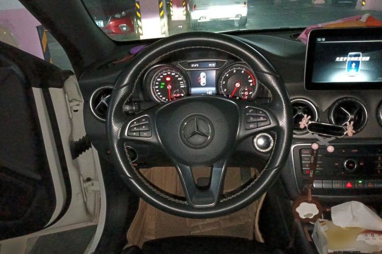 Used Mercedes-Benz CLA 2017 CLA 200 Style Edition Steering Wheel