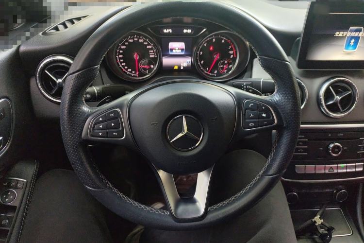 Used Mercedes-Benz CLA 2017 Facelifted CLA 200 Stylish Edition Steering Wheel