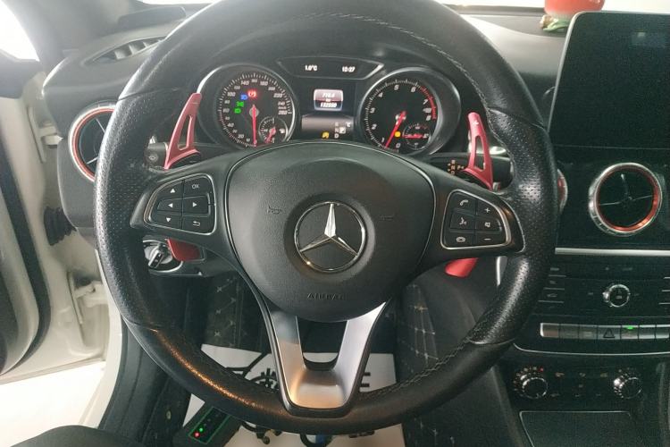 Used Mercedes-Benz CLA 2017 Facelifted CLA 180 Steering Wheel