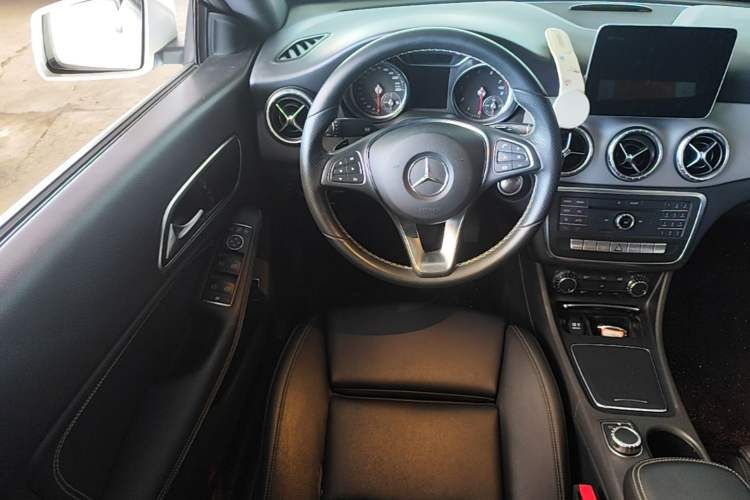 Used Mercedes-Benz CLA 2017 CLA 200 Sport Edition Steering Wheel