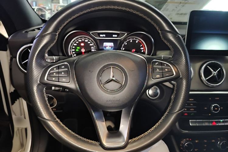 Used Mercedes-Benz CLA 2017 Facelifted CLA 200 Stylish Edition Steering Wheel