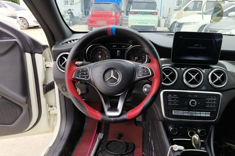 Used Mercedes-Benz CLA 2017 Facelifted CLA 200 Stylish Edition Steering Wheel