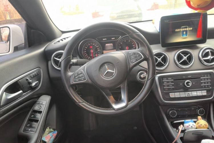 Used Mercedes-Benz CLA 2017 Facelifted CLA 200 Stylish Edition Steering Wheel