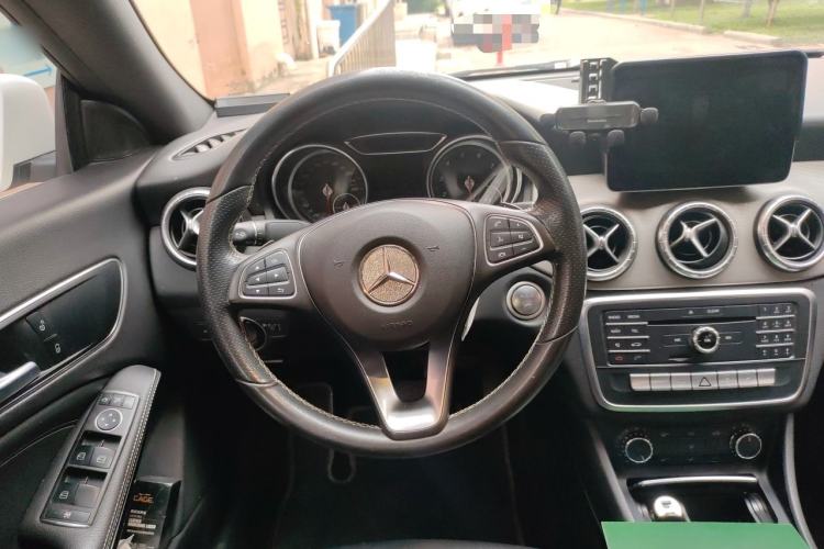 Used Mercedes-Benz CLA 2017 Refreshed CLA 200 Sport Edition Steering Wheel