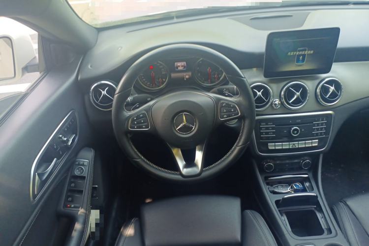 Used Mercedes-Benz CLA 2017 Facelifted CLA 200 Stylish Edition Steering Wheel