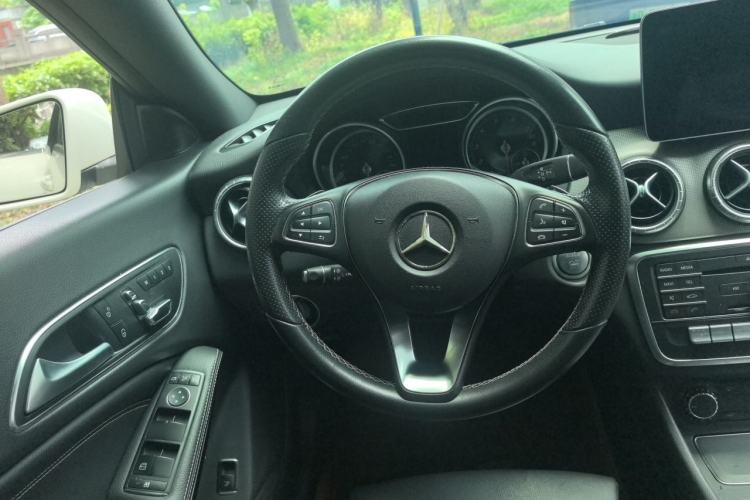 Used Mercedes-Benz CLA 2017 CLA 200 Style Edition Steering Wheel