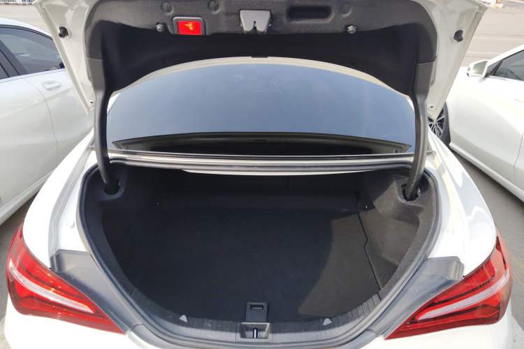 Used Mercedes-Benz CLA 2017 Refreshed CLA 220 4MATIC Trunk