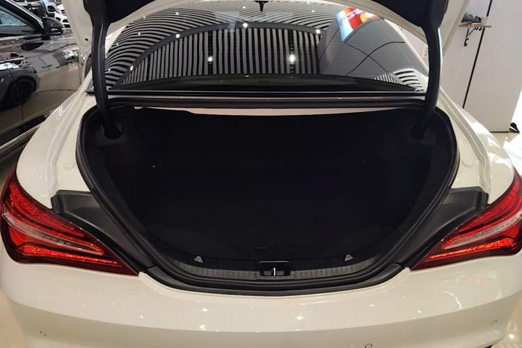 Used Mercedes-Benz CLA 2017 Facelifted CLA 200 Stylish Edition Trunk