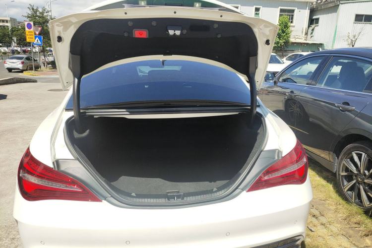 Used Mercedes-Benz CLA 2017 Refreshed CLA 220 4MATIC Trunk