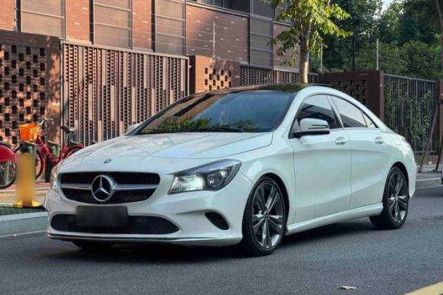 Ojetý Mercedes-Benz CLA 2017 Refreshed CLA 200 Sport Edition
