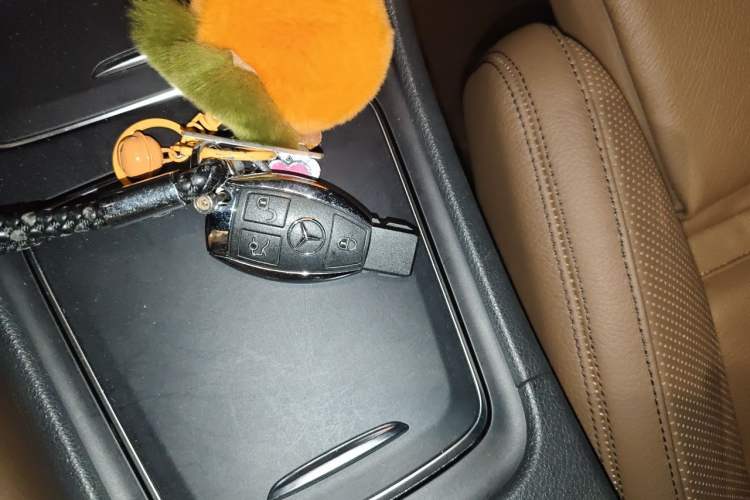 Used Mercedes-Benz CLA 2017 CLA 260 4MATIC Vehicle Key
