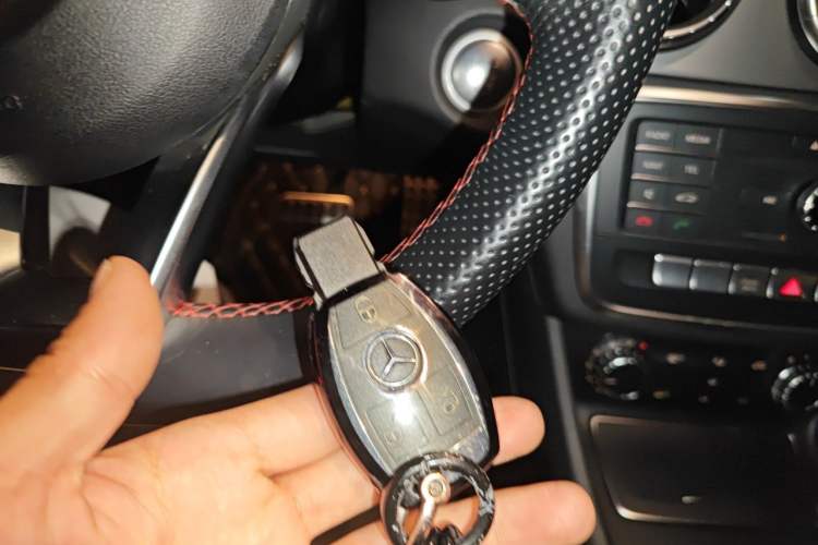 Used Mercedes-Benz CLA 2017 CLA 220 4MATIC Vehicle Key