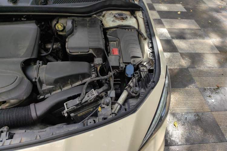 Used Mercedes-Benz CLA 2017 Refreshed CLA 220 4MATIC Engine Bay Left