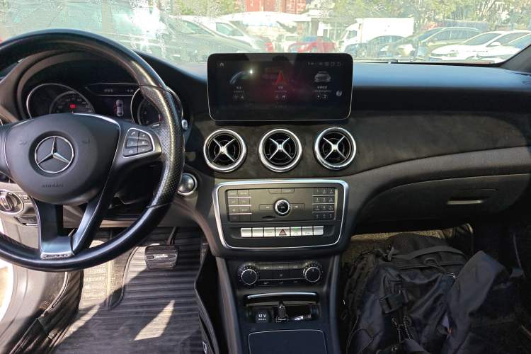Used Mercedes-Benz CLA 2018 CLA 200 Sport Edition Audio And AC Panel