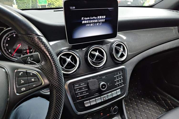 Used Mercedes-Benz CLA 2018 CLA 200 Style Edition Audio And AC Panel