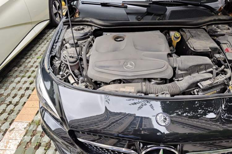 Used Mercedes-Benz CLA 2018 CLA 200 Style Edition Engine Bay Right