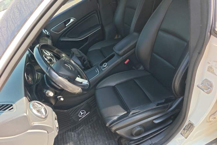 Used Mercedes-Benz CLA 2018 CLA 200 Sport Edition Left Front Seat