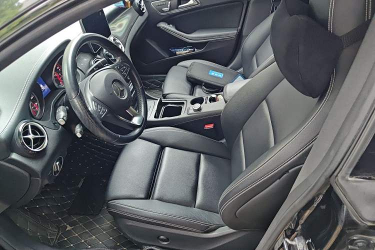 Used Mercedes-Benz CLA 2018 CLA 200 Style Edition Left Front Seat