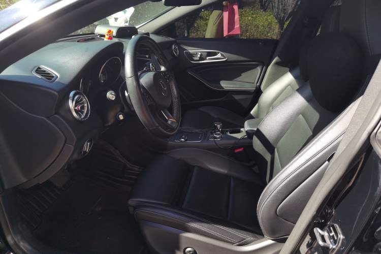 Used Mercedes-Benz CLA 2018 CLA 200 Style Edition Left Front Seat