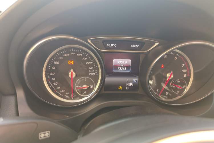 Used Mercedes-Benz CLA 2018 CLA 200 Style Edition Odometer Close Up