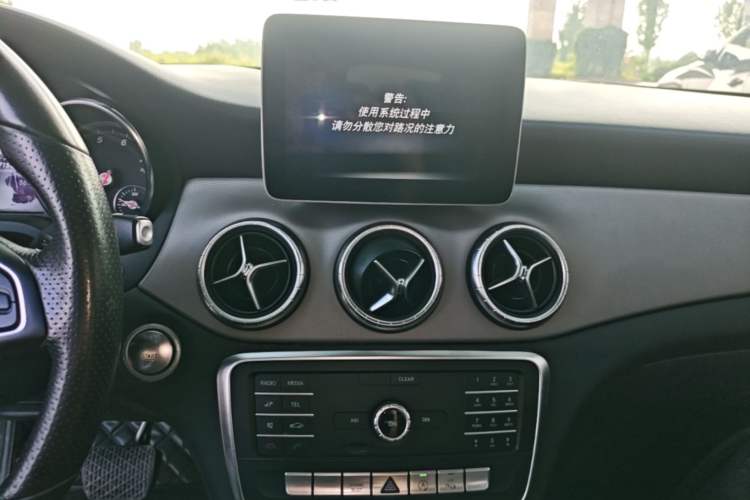 Used Mercedes-Benz CLA 2018 CLA 200 Sport Edition Audio And AC Panel