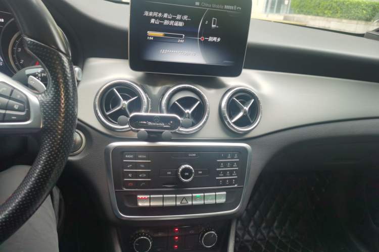 Used Mercedes-Benz CLA 2018 CLA 220 4MATIC Audio And AC Panel