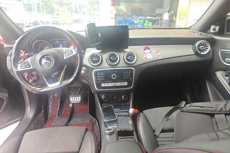 Used Mercedes-Benz CLA 2018 CLA 220 4MATIC Center Console
