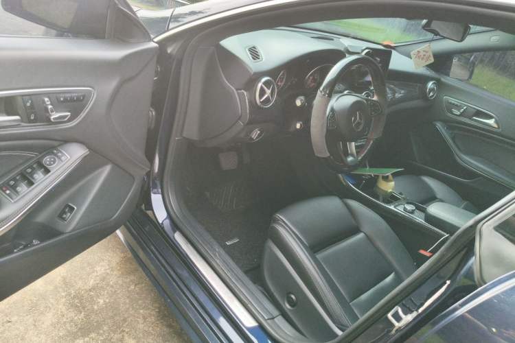 Used Mercedes-Benz CLA 2018 CLA 200 Style Edition Driver Seat