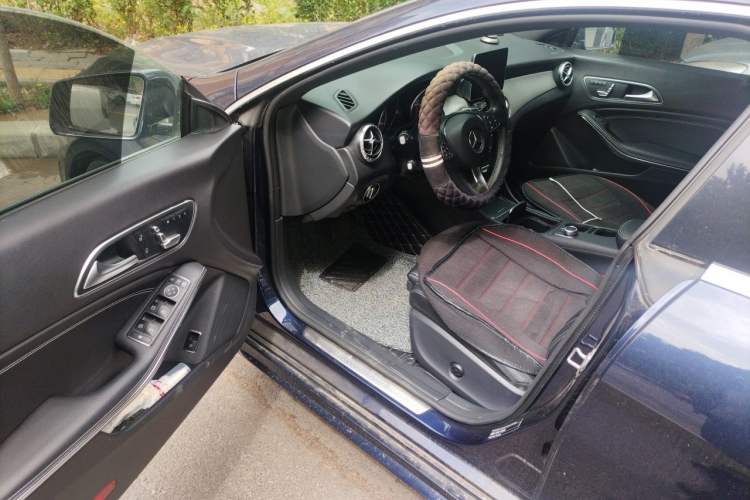 Used Mercedes-Benz CLA 2018 CLA 200 Style Edition Driver Seat