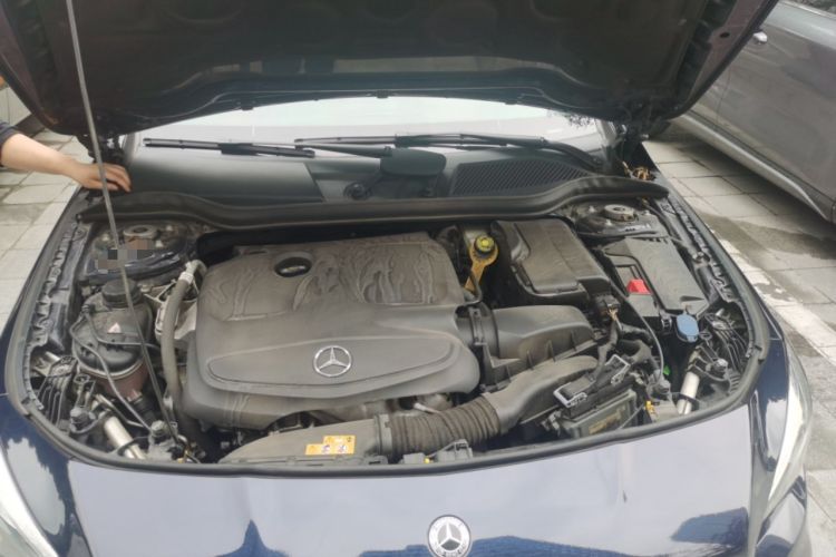 Used Mercedes-Benz CLA 2018 CLA 220 4MATIC Engine Bay