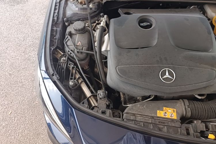 Used Mercedes-Benz CLA 2018 CLA 220 4MATIC Engine Bay Right